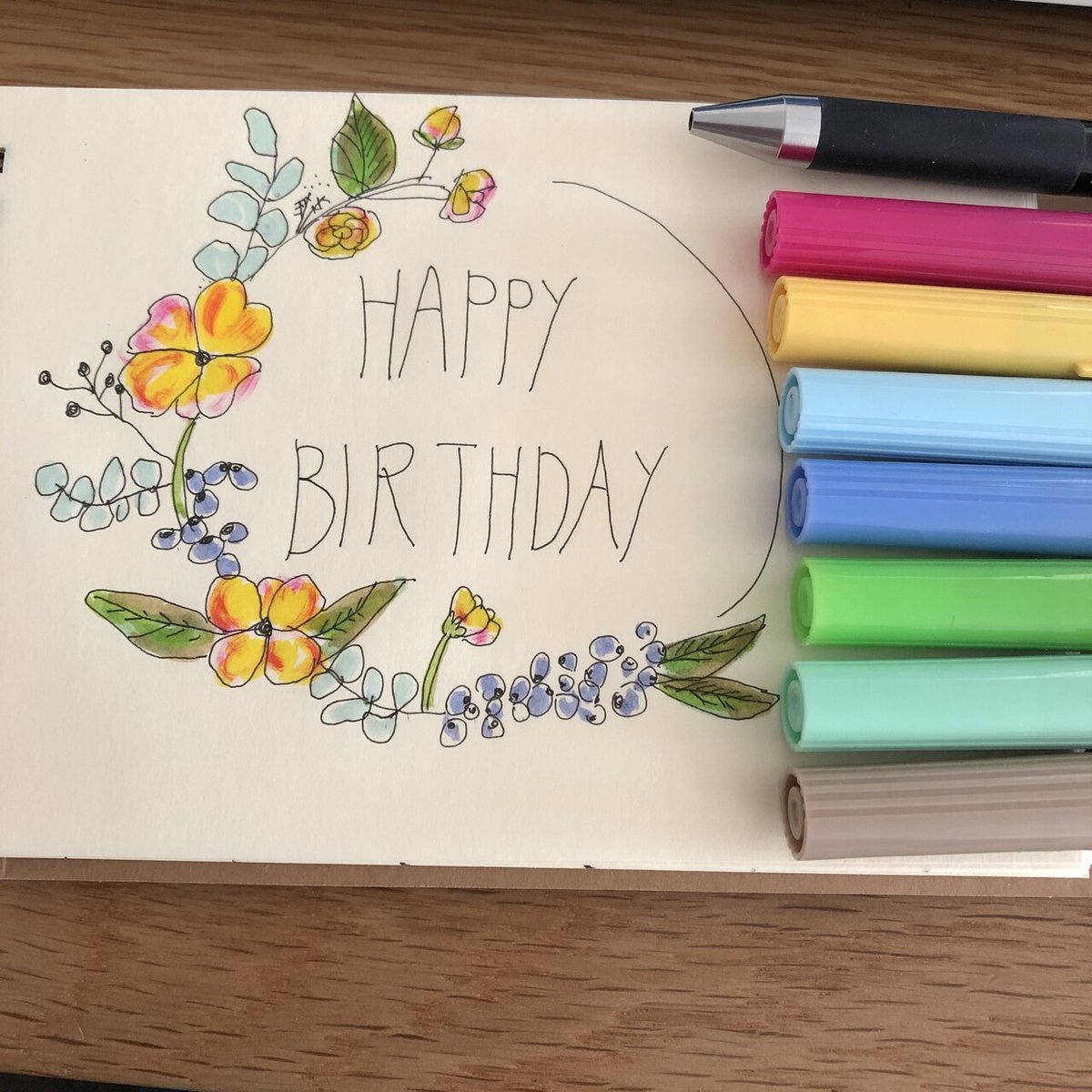 birthday 1.18🎂🧸 ⁡ ひとつ歳を重ねました🌳 いい1年になりそうな予感♡ 沢山創作する年にする〜😍💕 ⁡ 創りたかったバースデーカード♡ 「子どものお絵かき」をイメージして🎨 ⁡ ポストカードサイズで作ったけど ミニサイズもいいかも！？ ⁡ 色んな日付で作りたいなぁ