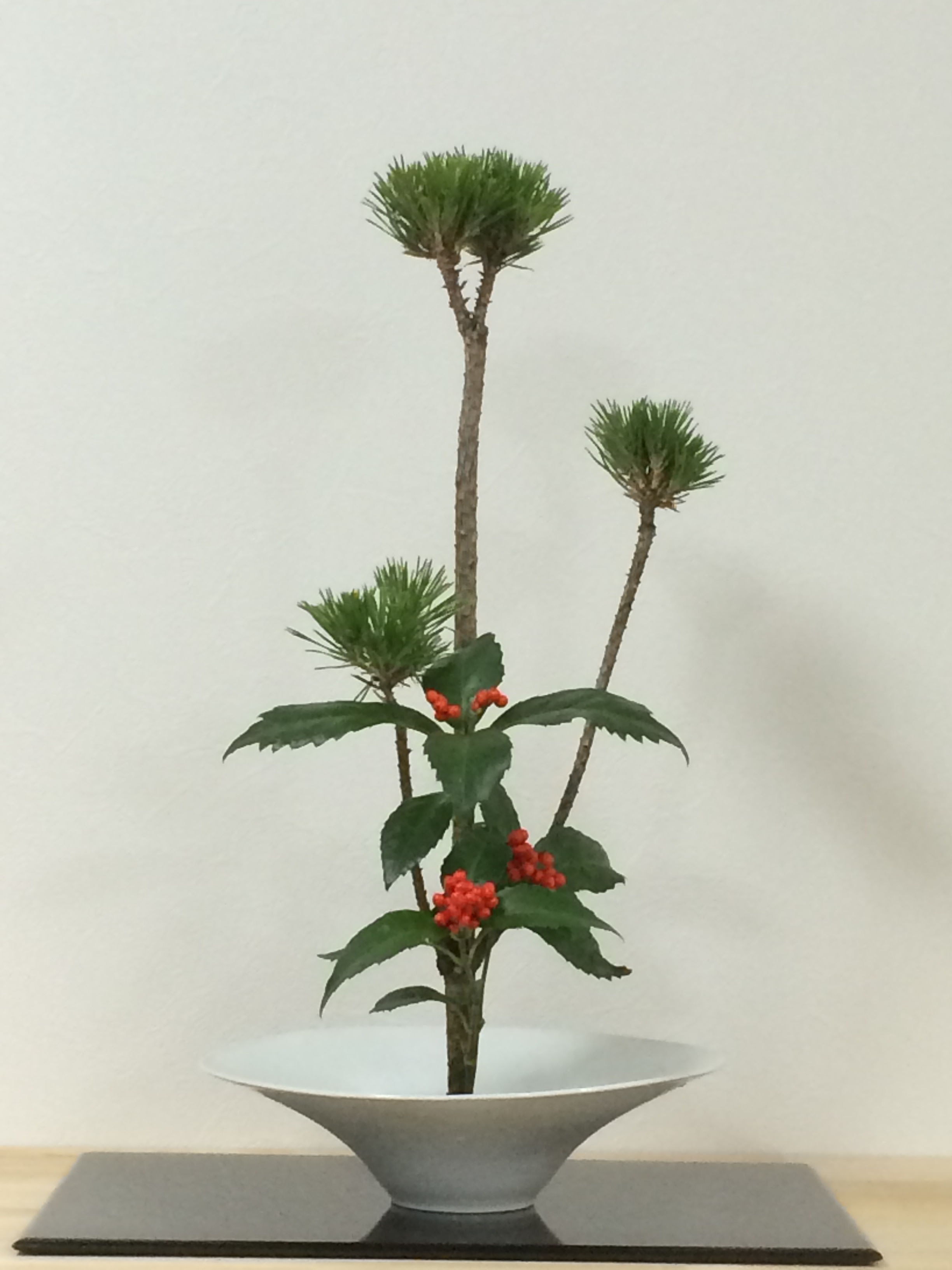 いけばなの未来 お椀やカップでお正月花 New Year's Ikebana in Bowls and Cups