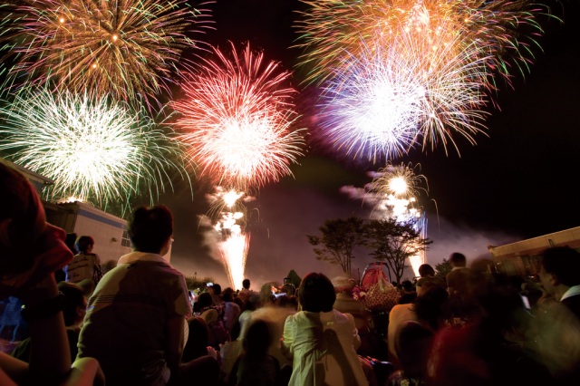 2025 炎の祭典 第67回土岐市織部まつりが本日開催！五千発の花火を打ち上げ夜景FANマガジン