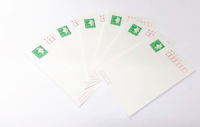 喪中はがきはコンビニにある？無地・胡蝶蘭のはがきが売ってるのか調査コンビニなう