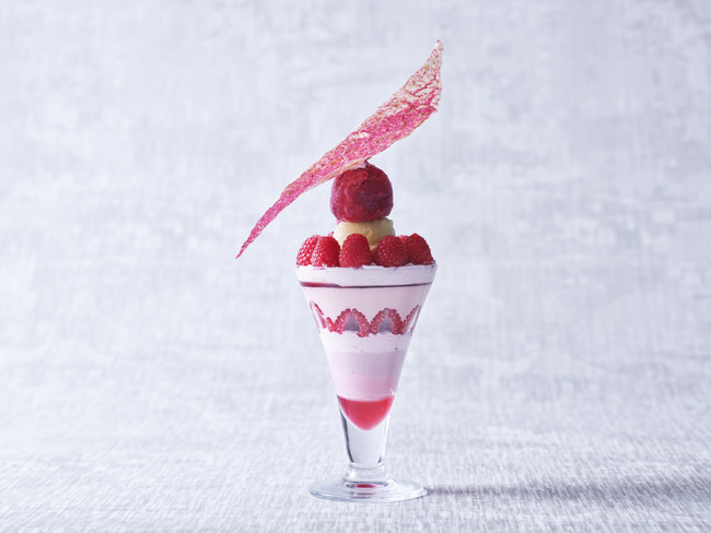 東京：PÂTISSERIE ASAKO IWAYANAGIがクリスマス限定パルフェを11月23日より展開 - CakeNews-ケーキニュース