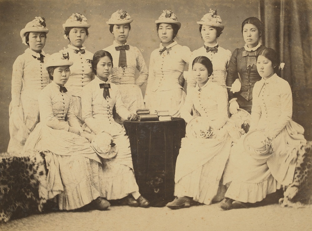 洋裁の先生が初心者のために作ったコスプレ、演劇に最適！初心者向け簡単につくれる袴もどきの型紙