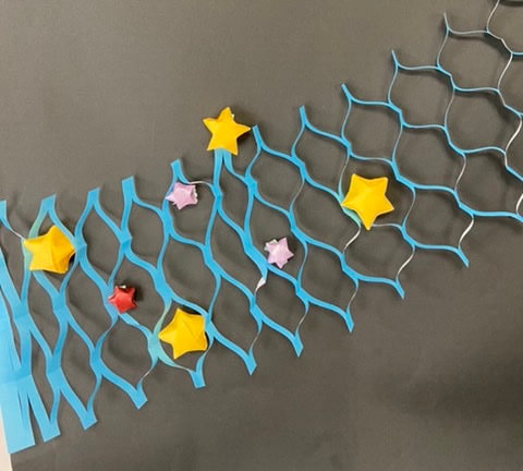 七夕製作 折り紙で「天の川」ー4歳児・5歳児おすすめ！はさみの練習