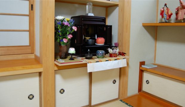 四十九日法要を自宅で行う場合の「事前準備・法要の流れ・施主挨拶」など全て教えます。インテリア仏壇 ルミエール 公式ブログ