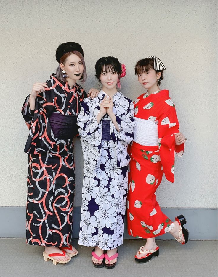 7月24日と25日は大阪で天神祭が開催されます✨ブログ大阪市北区のヘアセットならBELLEGROW北新地