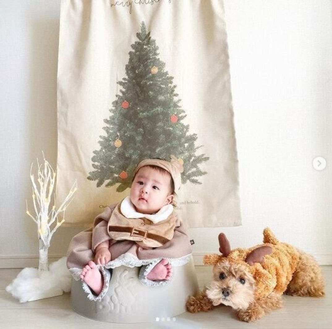 クリスマスの子どもの服装はどうする？サンタコスチュームや季節感のあるコーデを楽しもう！HugKum はぐくむ
