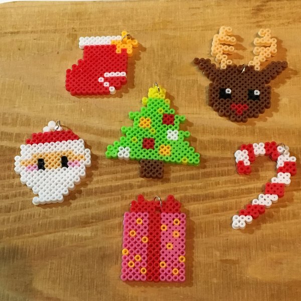 完成品seinatouchセイナタッチ アイロンビーズ完成品 トイプードルのクリスマスオーナメント3個セット