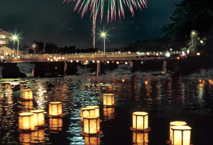 第72回磯部温泉祭り花火大会 - YouTube