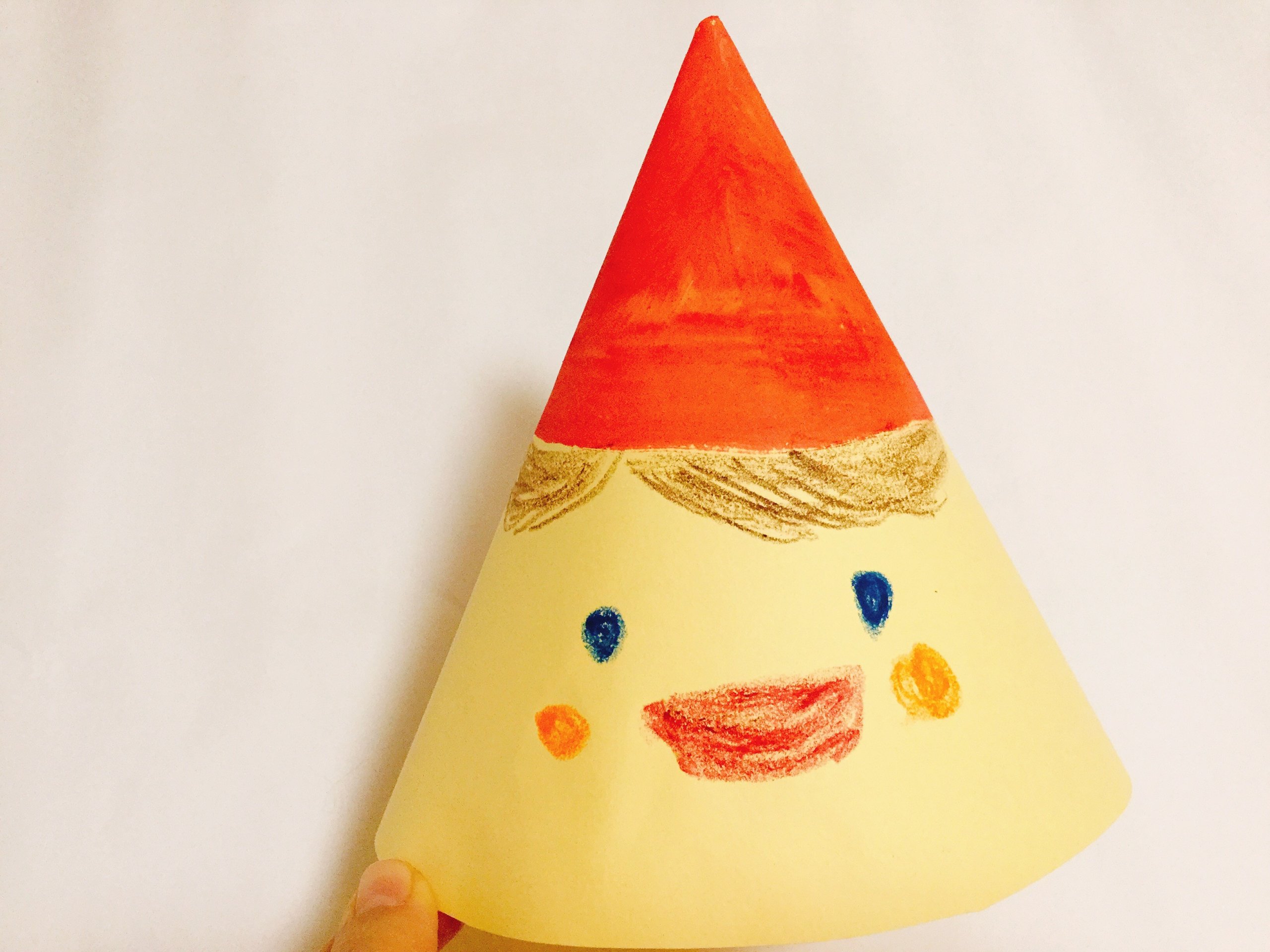 パーティー工作 画用紙だけで作れる！かわいいクリスマスパーティー帽子！パーティーハット クリスマスツリーとサンタクロースの帽子定規コンパス使わない Howto make a Party Hat