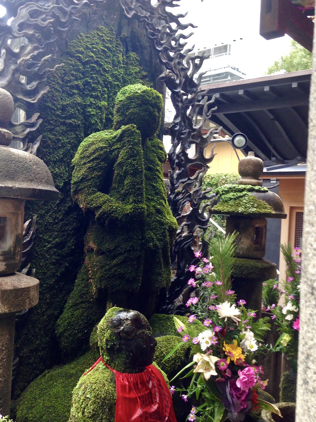 大阪千日前 水掛不動尊 法善寺