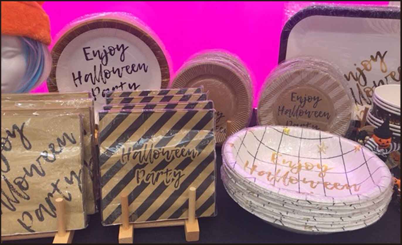 ダイソーとカルディとニトリでハロウィン準備♪LEE