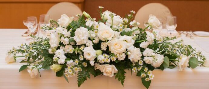 失敗しない！胡蝶蘭で魅せる結婚式会場装飾の完全マニュアルFlower Smith Gift フラワースミスギフト