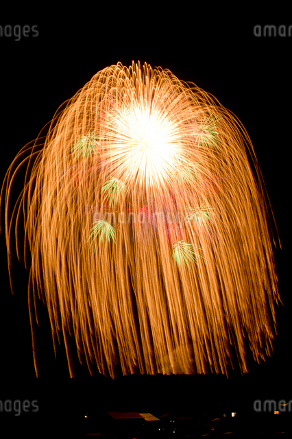 新潟県片貝町で世界最大四尺玉が打ち上がる「片貝まつり」開催ウォーカープラス