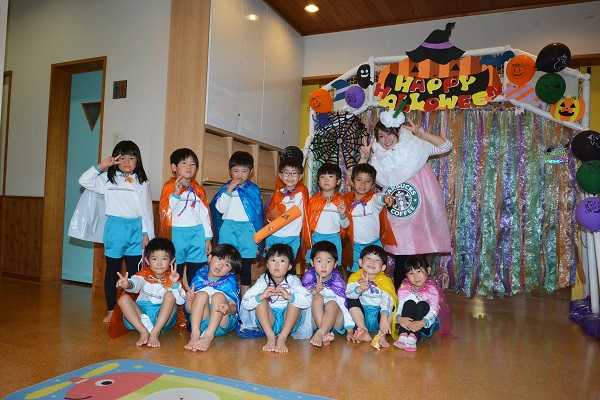 ハロウィン仮装コレクション２０１１保育園ぐらんでぃーるのお話