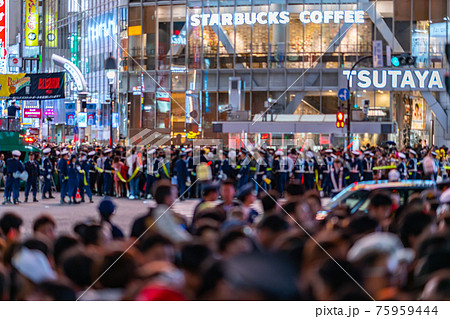 盛り上がるハロウィン 仮装が溢れる渋谷に警察出動