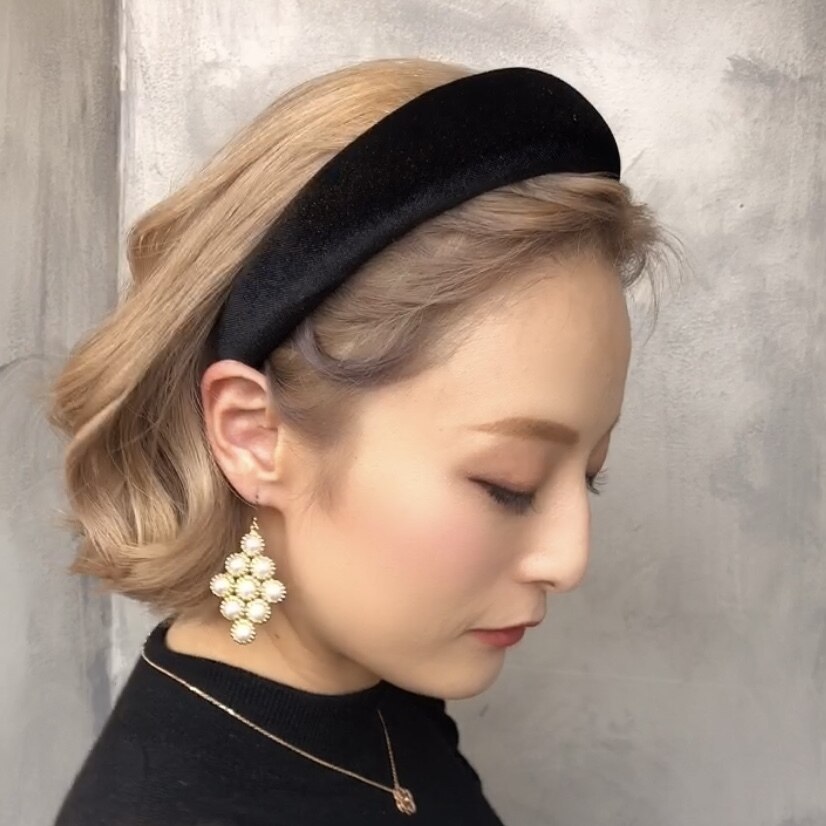 大人女子のためのカチューシャアレンジ♡ - 結婚式のドレスレンタルはパーティドレススタイル