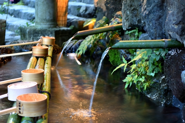 2022年 千葉県の初詣 笠森観音 かさもりかんのん 笠森寺 長南町月刊ぐるっと千葉 WEB国の重要文化財に指定されている日本唯一の「四方懸造り」の観音堂 天台宗の開祖であり、伝教大師として知られる最澄