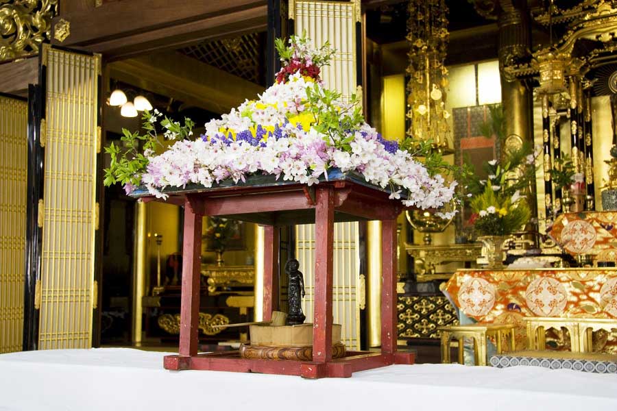 お釈迦さまの誕生日～花まつり～知恩院 和順会館