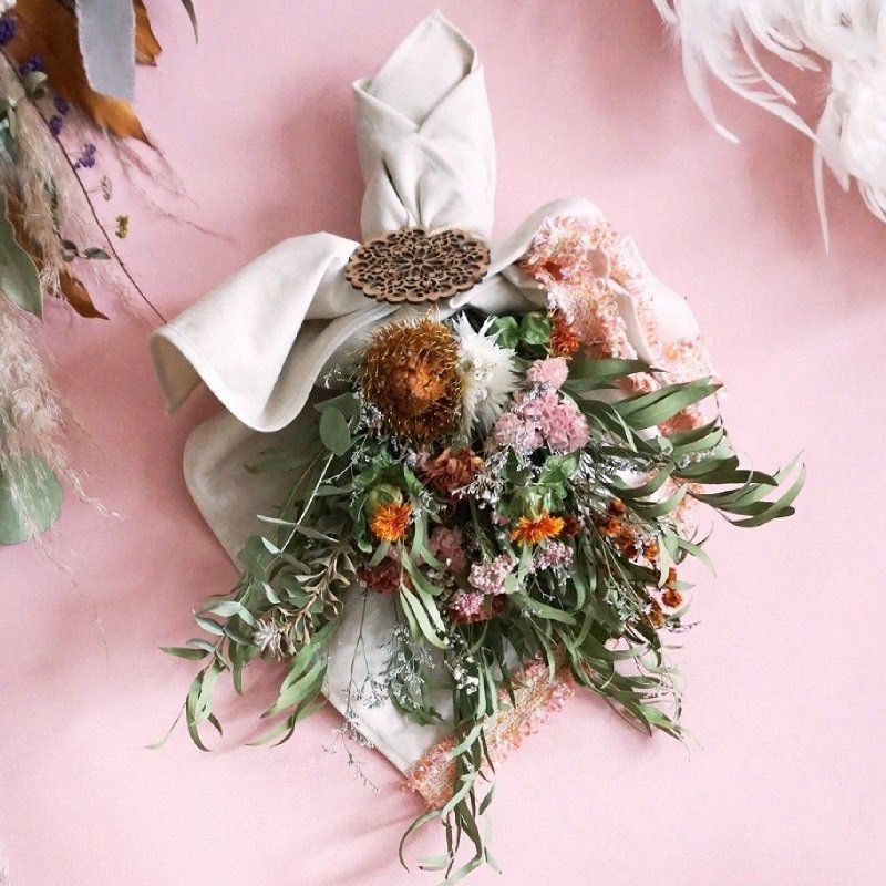 楽天市場コサージュ ドライフラワー ドライフラワーで作ったコサージュ、卒業式、入学式に！結婚式、披露宴、卒園式、入園式、パーティー、フォーマルに、ブートニア: フラワーショッププチフルール