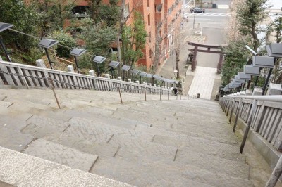 出世の石段：愛宕神社建築とアートを巡る®