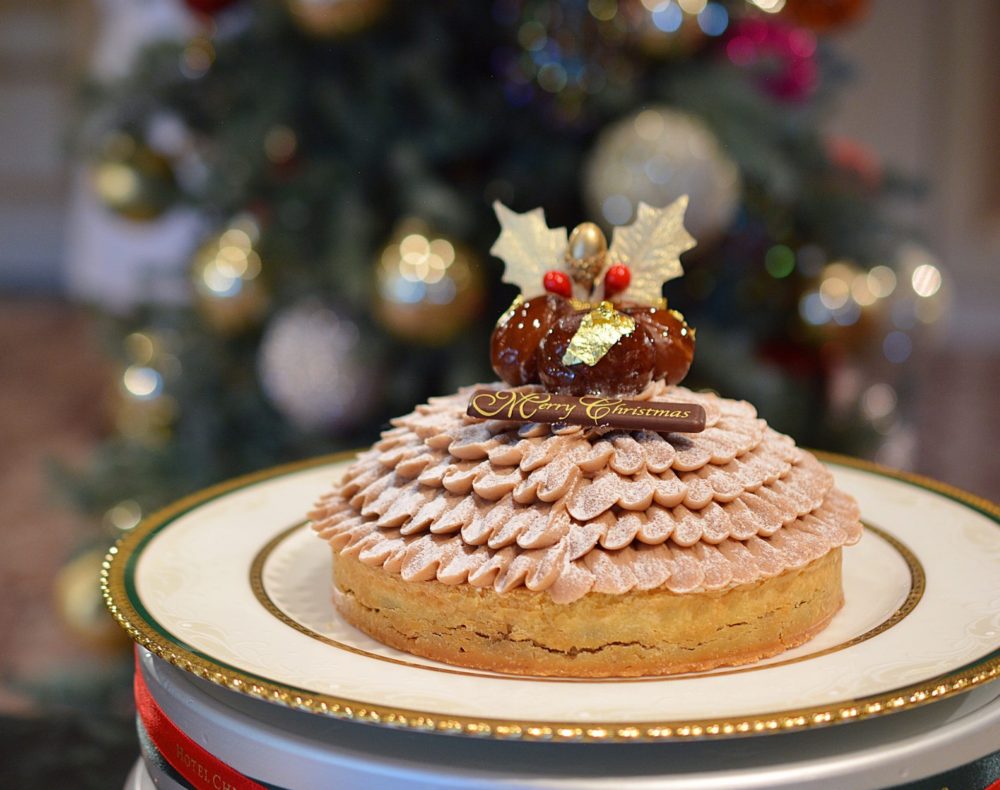 ホテル椿山荘東京で過ごす 特別なクリスマス！！ @hotelchinzansotokyo_weddingChristmas flowers🕊ホテル椿山荘東京ウェディングホテル椿山荘東京隠れハートを探して‼︎weddingbouqetロマンティッククリスマスクリスマスジオラマ会場装花ウェディング