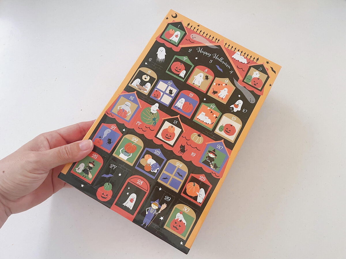 Amazon.co.jp:ハロウィンカレンダーカウントダウン、不気味なカウントダウンカレンダーサイン、ハッピーハロウィンアドベントカウントダウンカレンダー、テーブル用木製ハロウィン棺カレンダー、木製ハロウィン棺カレンダー: おもちゃ