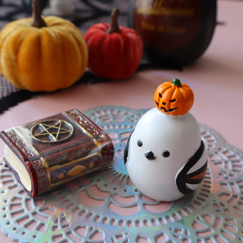 100均アイテムを組み合わせて作るハロウィンの飾り LEE DAYS club ピンポンマムLEE