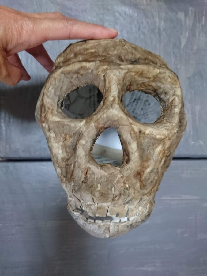 お化け屋敷 看板の作り方。簡単な制作方法とデザイン案まとめなんでも情報発信局