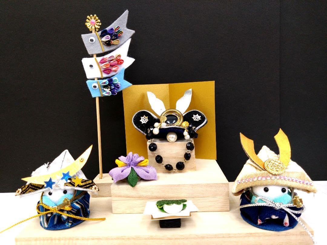 ちりめん細工 五月人形 ケース付き by 手まり-PIPPO NPO法人PIPPO