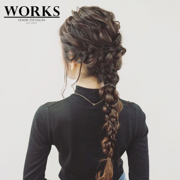 結婚式のお呼ばれは編み込みヘアで！髪の長さ別の華やかアレンジ - 秋葉原コットン