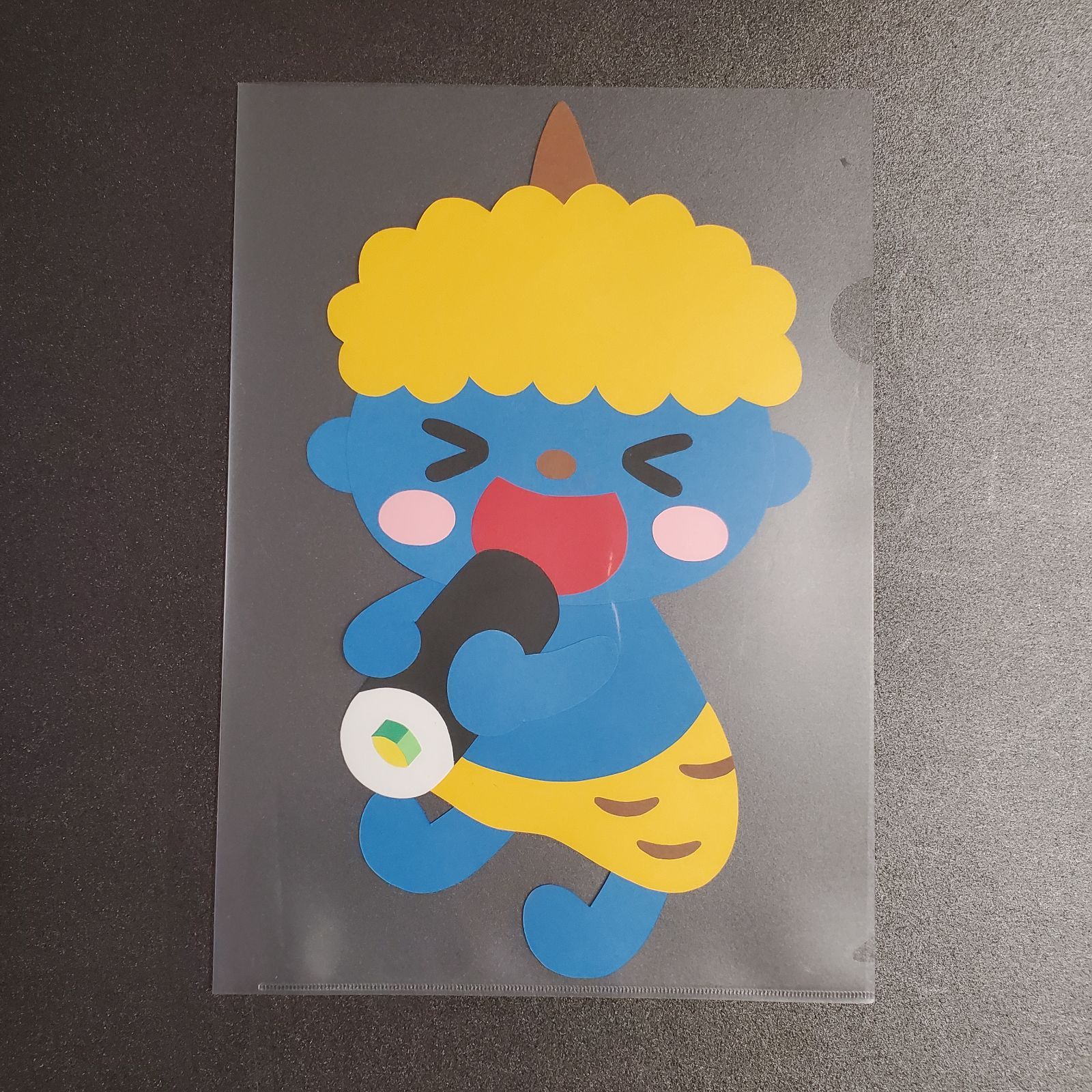 hoiku_omamori 製作型紙はハイライトを見てね🥰 保存と一緒に『いいね♡』もお願いします😆赤鬼くんの恵方巻き👹2月の製作にどうぞ！恵方巻きの具は、はさみでの1回切りの練習にもなりますよ♪美味しい恵方巻きを作ってあげよう😆準備するもの・色画用紙