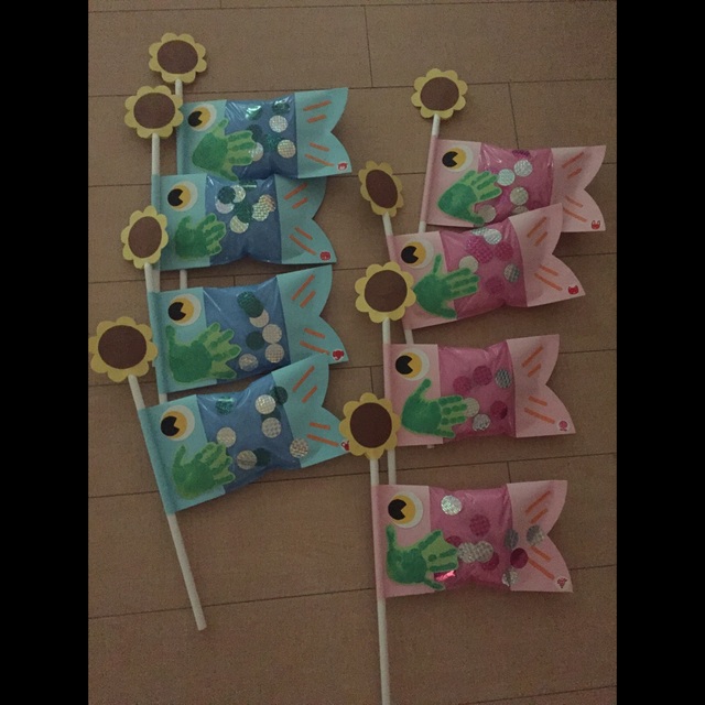 おひさまⅠ組０歳児 鯉のぼり製作