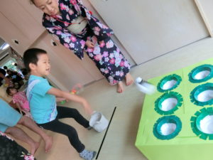 折り紙 おうちで夏祭り！ すみっコぐらしの輪投げ mama life blog