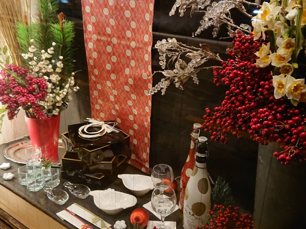 置物. キッチン、日用品、文具 お正月飾り ディスプレイ こけ玉椿 12個セット販売 迎春・正月 置物