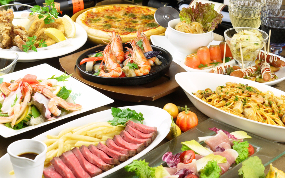 味も見栄えもバッチリ◎持ち寄りパーティーにおすすめの華やかレシピ集キナリノ