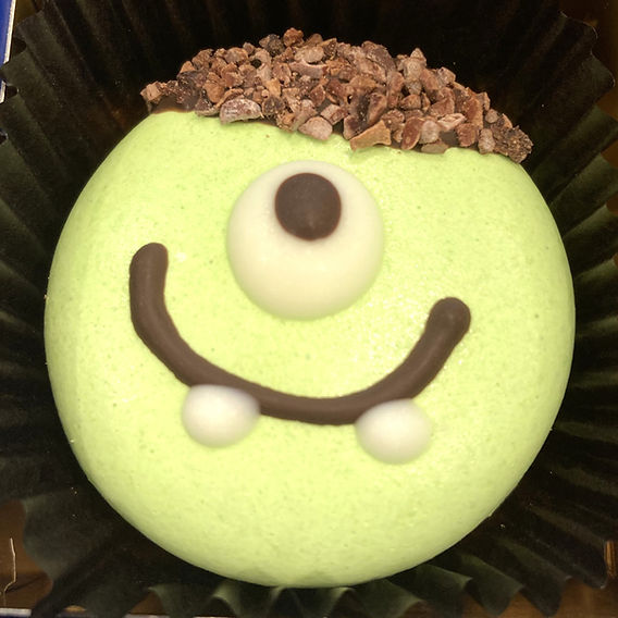 スタバコンビニ正直レビュー ハロウィン2025アサイーベリーフラペチーノ含む新商品スイーツ&パン&アイス食べ比べ