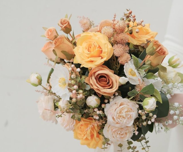 秋色ブーケ特集 ドライフラワーやくすみカラーなど、秋婚に最適なお花とブーケをご紹介！トキハナmagazine