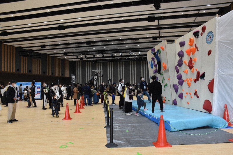 宮みらいライトヒルで、”なぜか” 水遊び！？那須林産工業～ずっと、自分らしく、暮らせる家づくり