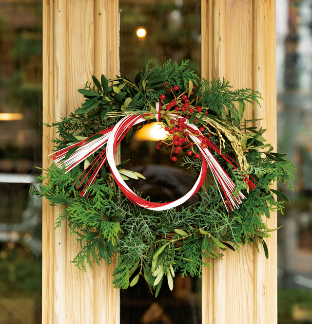 子どもと一緒に楽しく作りましょ♪お正月リースの工作