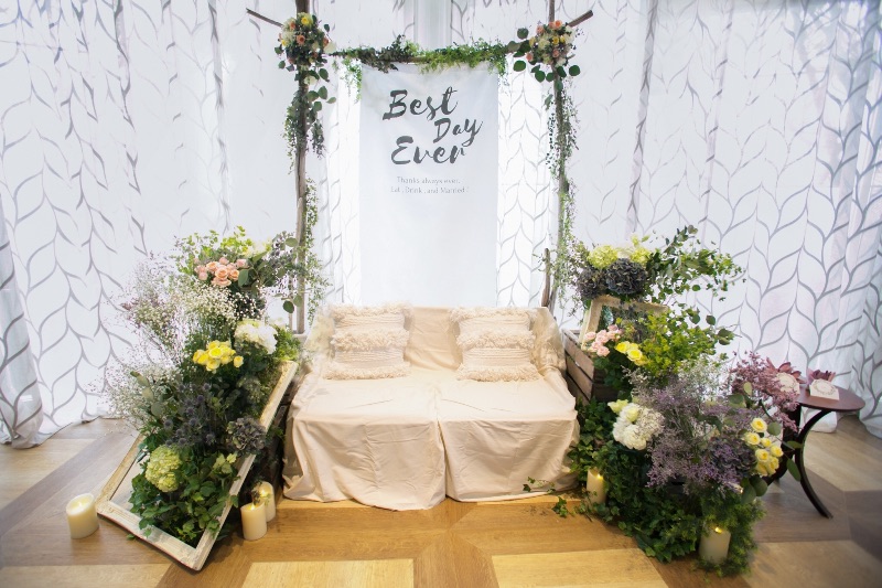 フラワーカーテンがかわいすぎる♡高砂装飾に使いたいデザイン10選ウェディングニュース