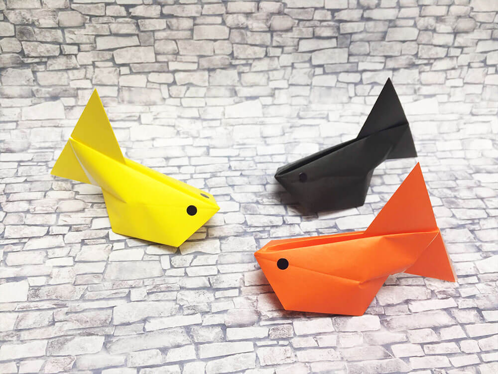 折り紙 とても簡単！折り紙の可愛い金魚で部屋で泳ぎだす保育士を応援する情報サイト 保育と暮らしをすこやかに ほいくらし