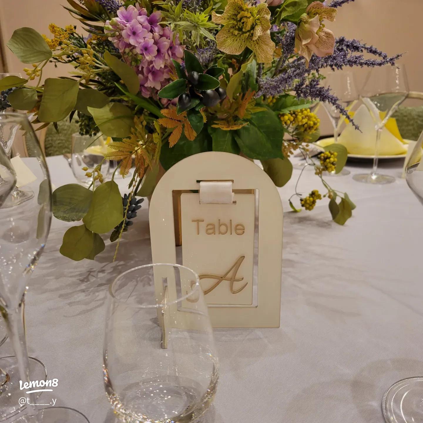 結婚式 人気 テーブルナンバー カードいっぽウェディング