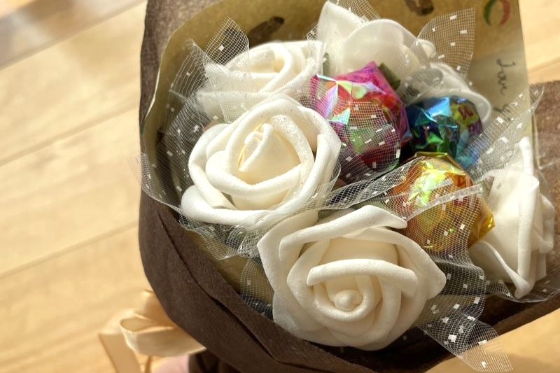 ミニバルーンブーケの作り方！100均の材料でかわいく手作り！ - 株式会社ワッツ