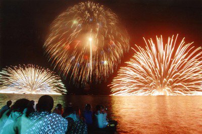 石川県で来週末 2025年10月18日・19日 に開催される花火大会 - 花火大会2025 - ウォーカープラス