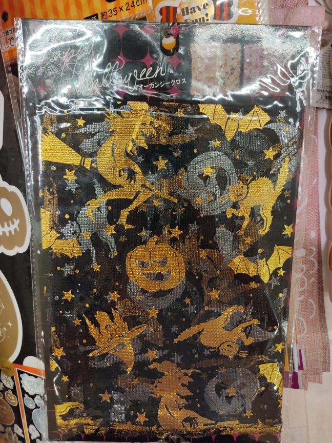 ﾊﾛｳｨﾝ飾りｾﾘｱ2025はいつから？100均で部屋の壁&玄関装飾！仮装,ﾃﾞｨｽﾞﾆｰ&ﾀﾞｲｿｰも - 100均✖Sweetsレシピ‼