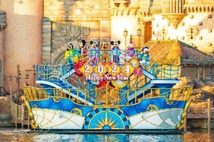 東京ディズニーランド＆東京ディズニーシーの2024年お正月イベント、和服グリーティングや限定グッズ - ファッションプレス