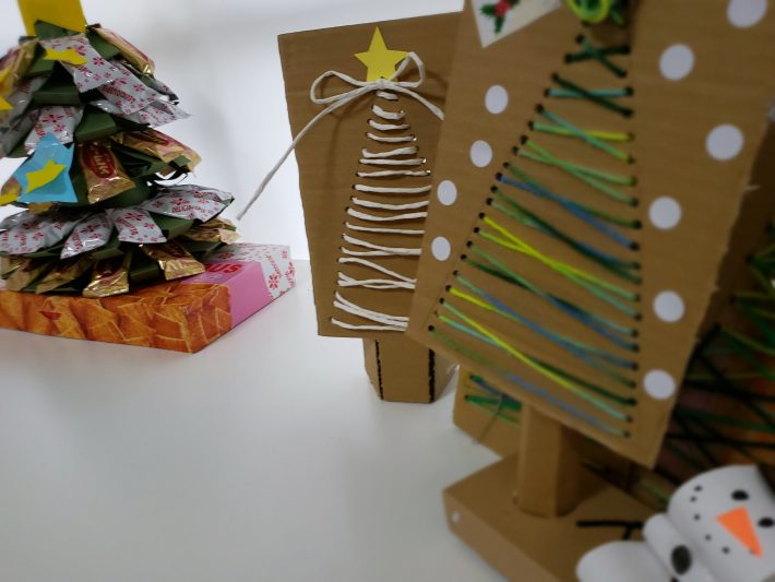 幼児の工作⑤〜簡単クリスマスツリー〜 - ikumama☆