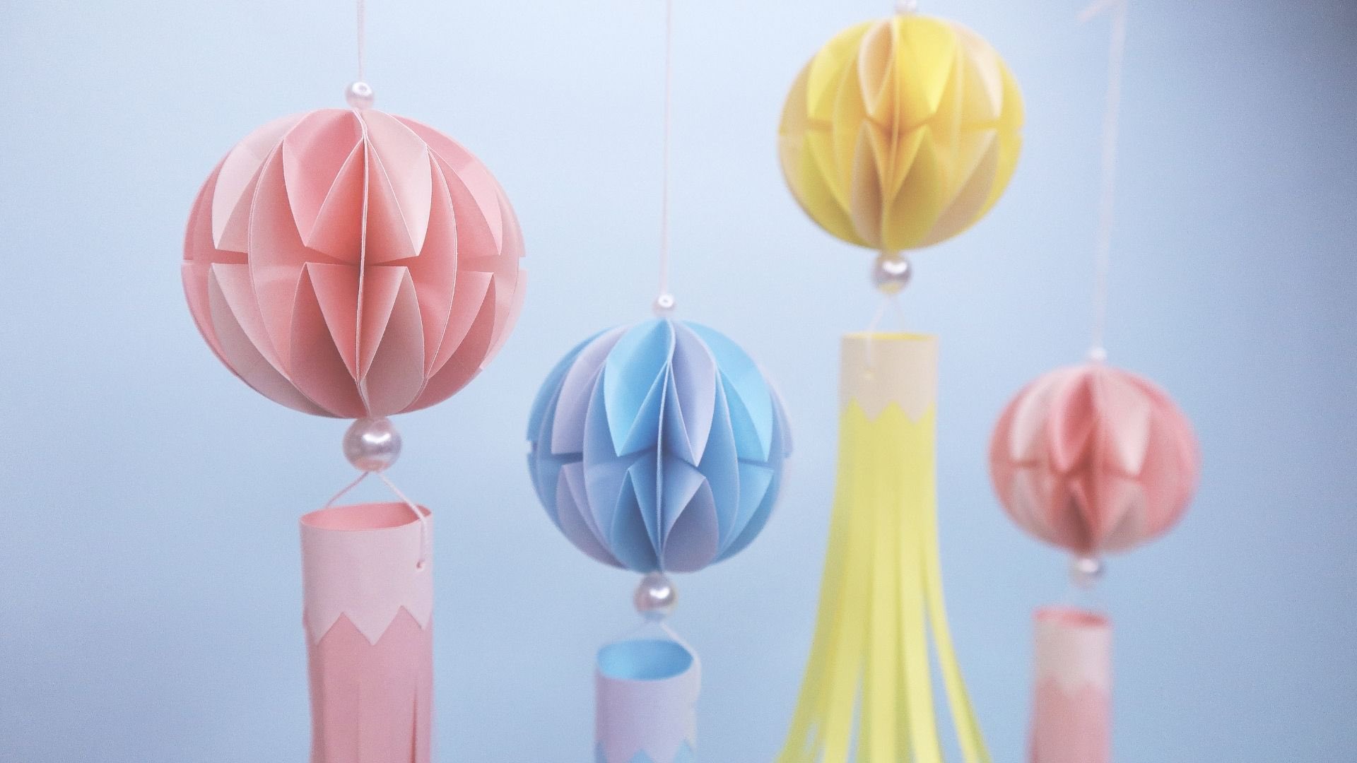 さらさらそよぐ七夕飾りの吹き流し 吊るし飾り工作 保育士・幼稚園教諭のための情報メディア ほいくis ほいくいず