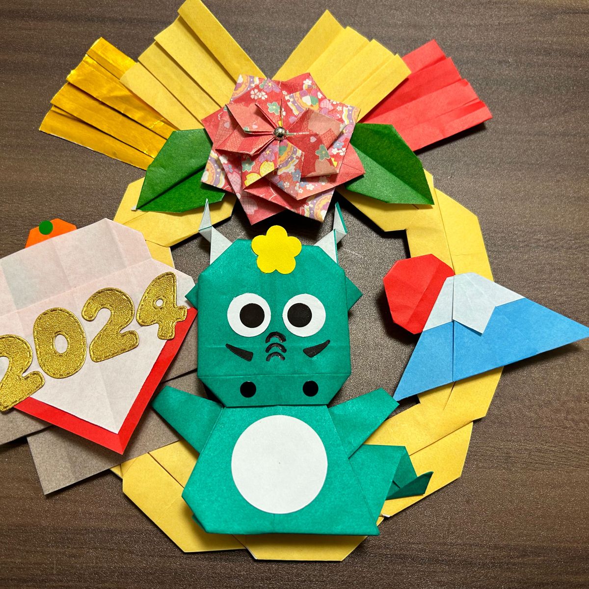 ハンドメイド折り紙 折り紙リース ミニお正月リース ししまいver 6枚セット - メルカリ