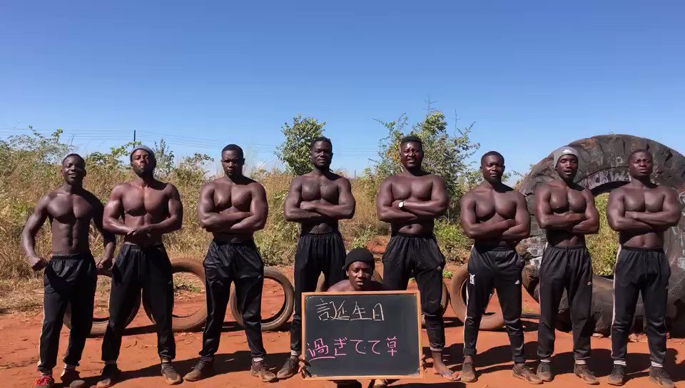 オメデト！」 マッチョな外国人たちからお祝い動画、6000円から 「割と頼みやすい」 - Togetterトゥギャッター